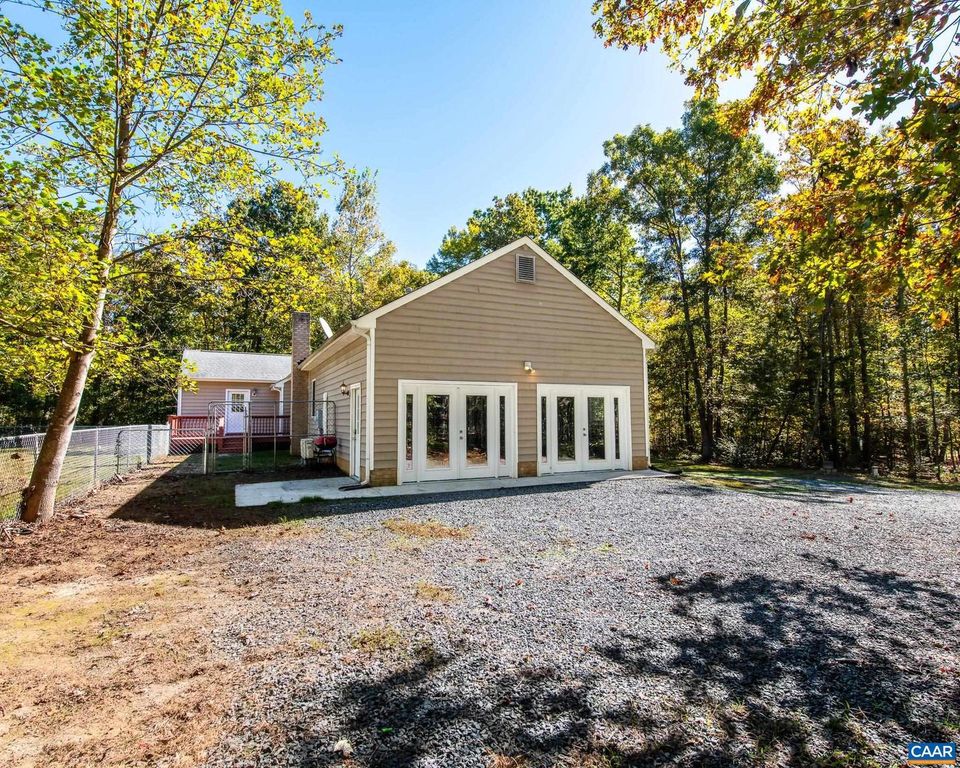 187 CURLEY LN, Bumpass, VA 23024