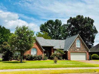 266 BRADFORD TRL, Collierville, TN 38017