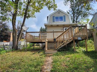 2004 Woodmont, Arnold, PA 15068