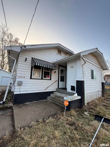1800 N MACHIN Avenue, Peoria, IL 61604