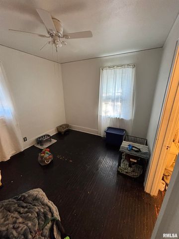 1800 N MACHIN Avenue, Peoria, IL 61604