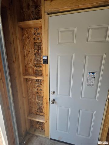 1800 N MACHIN Avenue, Peoria, IL 61604