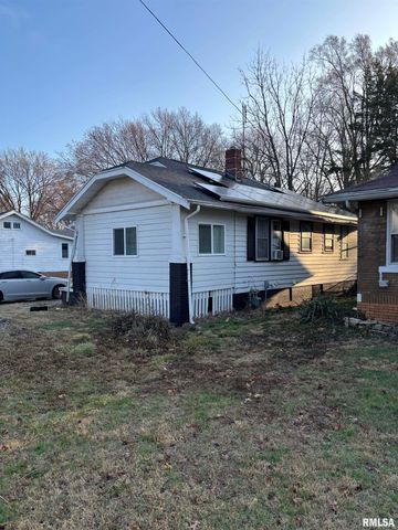 1800 N MACHIN Avenue, Peoria, IL 61604