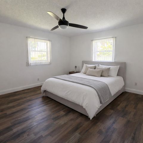 1902 SW 22nd Avenue, Boynton Beach, FL 33426