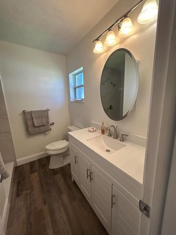 1902 SW 22nd Avenue, Boynton Beach, FL 33426