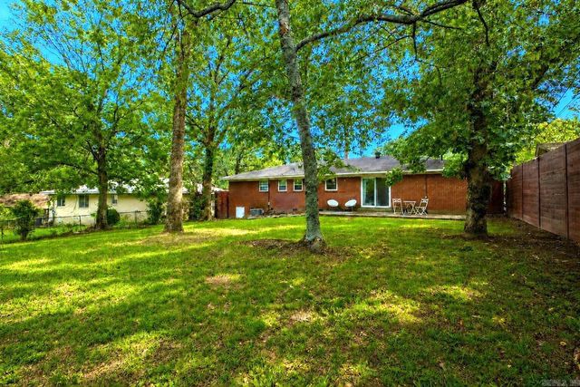 1707 Crestwood Road, North Little Rock, AR 72116