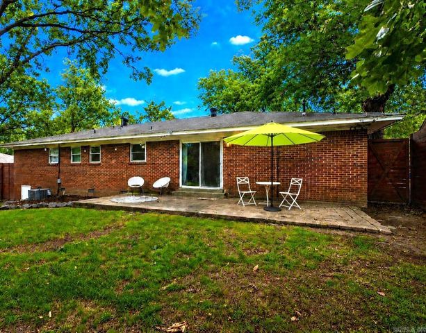 1707 Crestwood Road, North Little Rock, AR 72116