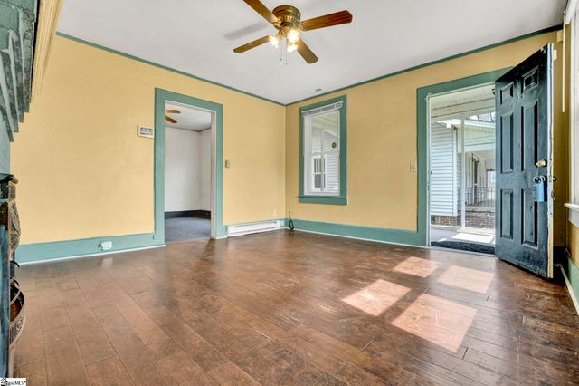 526 Perry Avenue, Greenville, SC 29611