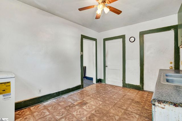 526 Perry Avenue, Greenville, SC 29611