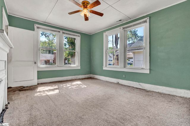 526 Perry Avenue, Greenville, SC 29611
