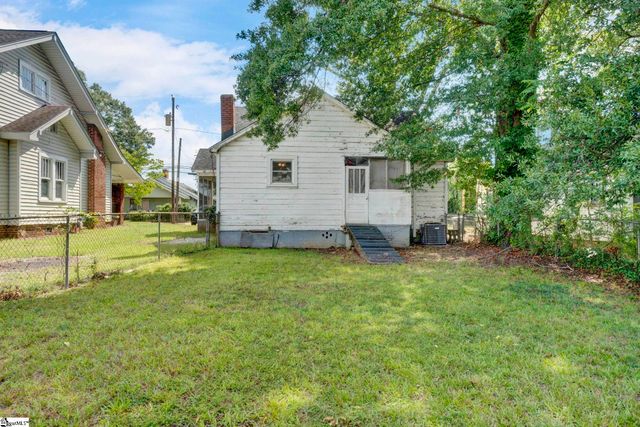 526 Perry Avenue, Greenville, SC 29611