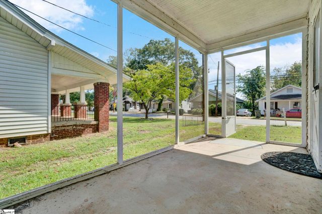 526 Perry Avenue, Greenville, SC 29611