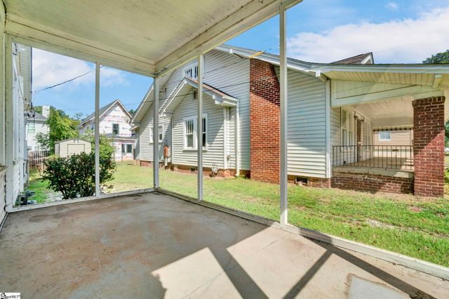 526 Perry Avenue, Greenville, SC 29611