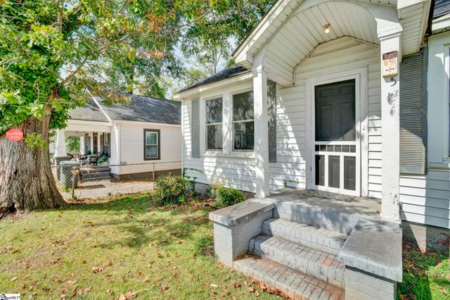526 Perry Avenue, Greenville, SC 29611