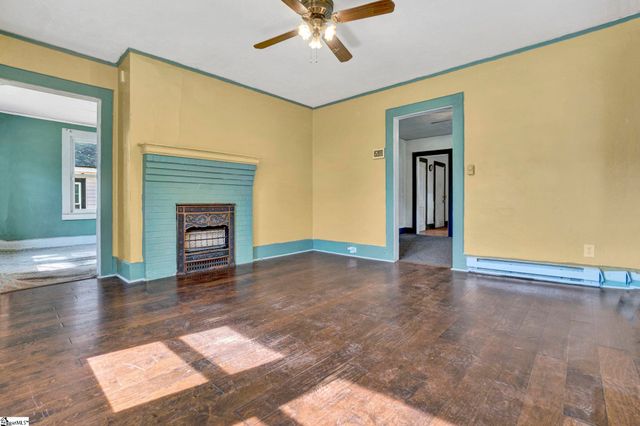 526 Perry Avenue, Greenville, SC 29611