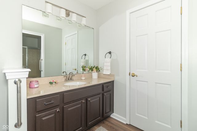 3846 S Redbird Trail, New Palestine, IN 46163