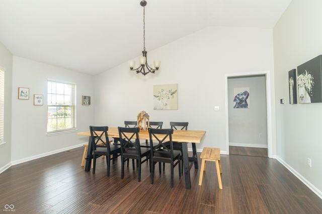 3846 S Redbird Trail, New Palestine, IN 46163