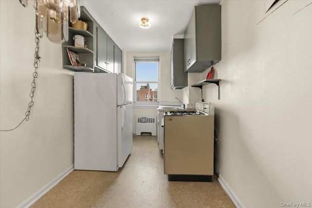 80 Knolls Crescent 6B, Bronx, NY 10463