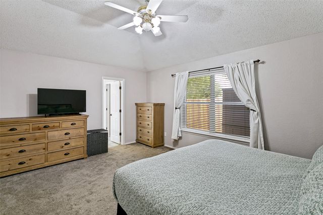103 Hilltop Drive, Kennedale, TX 76060