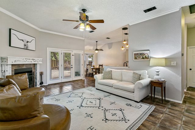 103 Hilltop Drive, Kennedale, TX 76060