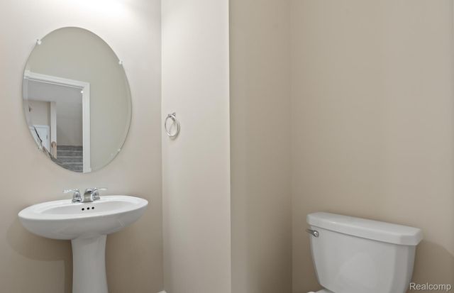 848 KUSS Drive, Saline, MI 48176