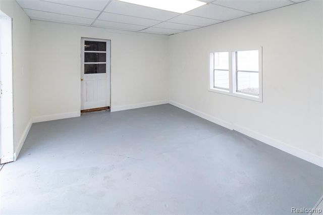 23106 Springbrook Drive, Farmington Hills, MI 48336