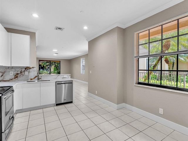 4283 Vineyard Circle 4283, Weston, FL 33332