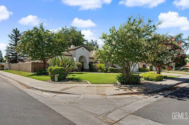 8711 Dalby Court, Bakersfield, CA 93313