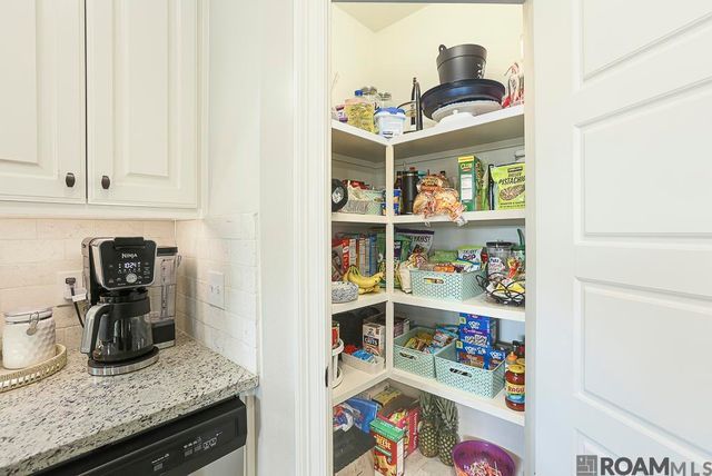 17176 Herringbone Dr, Prairieville, LA 70769