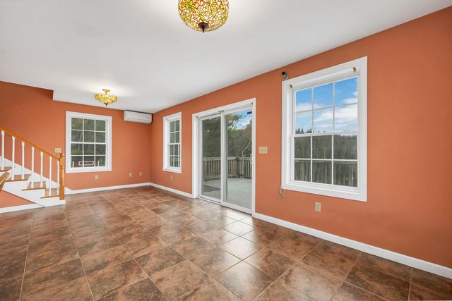 227 Twist Hill Road, Dunbarton, NH 03046