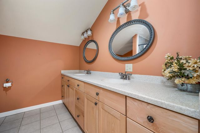 227 Twist Hill Road, Dunbarton, NH 03046