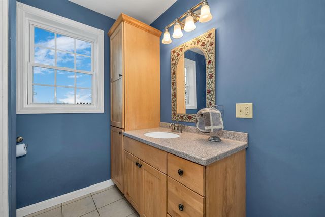 227 Twist Hill Road, Dunbarton, NH 03046