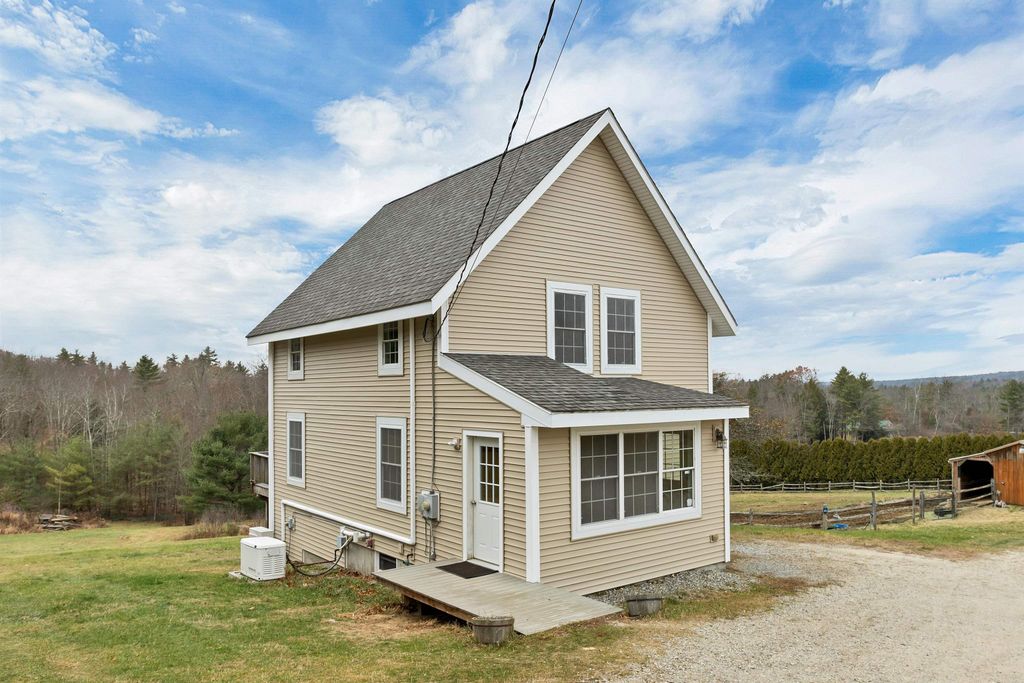 227 Twist Hill Road, Dunbarton, NH 03046