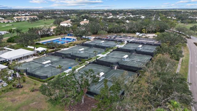 813 MONTROSE DRIVE 102, Venice, FL 34293
