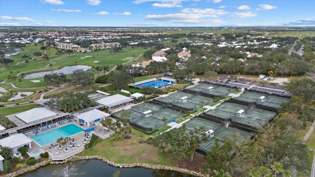 813 MONTROSE DRIVE 102, Venice, FL 34293