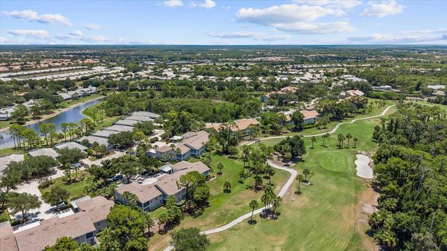 813 MONTROSE DRIVE 102, Venice, FL 34293