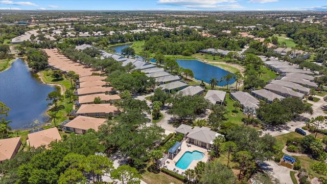 813 MONTROSE DRIVE 102, Venice, FL 34293