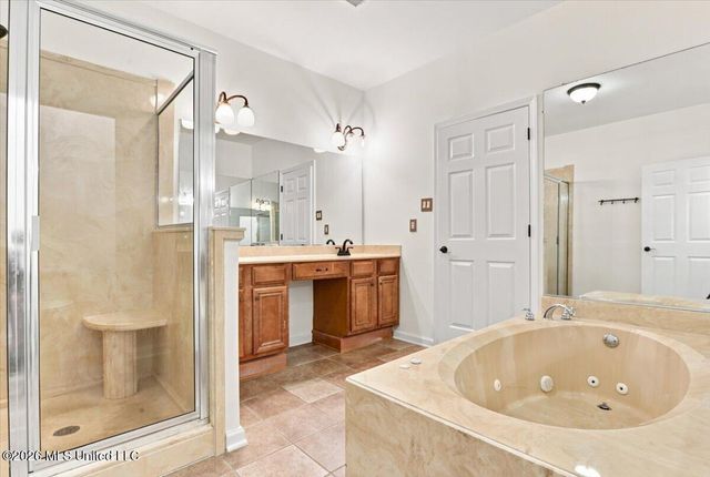 196 S Moore Crossing, Byhalia, MS 38611