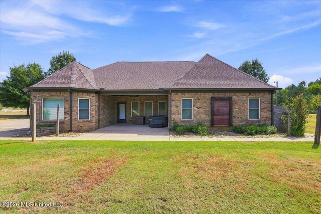 196 S Moore Crossing, Byhalia, MS 38611