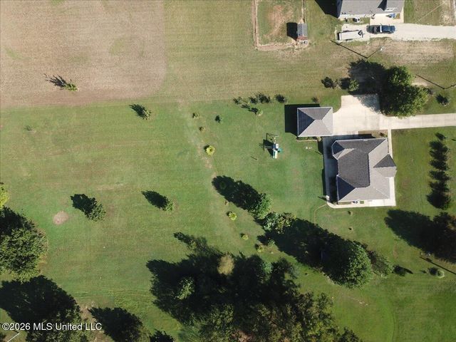 196 S Moore Crossing, Byhalia, MS 38611