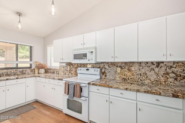 9018 E Caribbean Lane, Scottsdale, AZ 85260