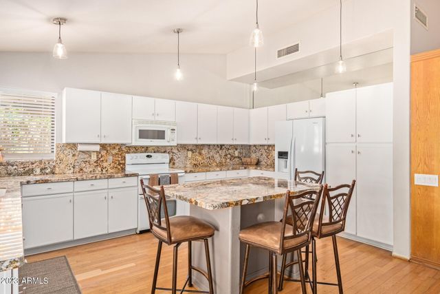 9018 E Caribbean Lane, Scottsdale, AZ 85260