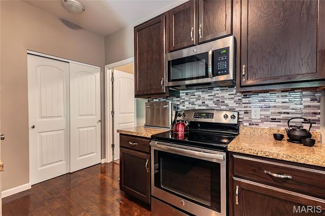 6811 Silverstone Court, Byrnes Mill, MO 63051