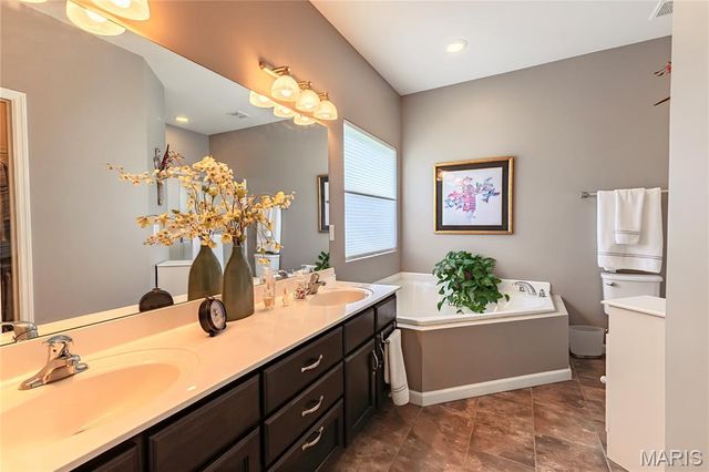 6811 Silverstone Court, Byrnes Mill, MO 63051