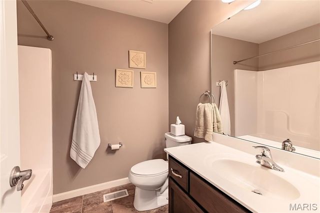 6811 Silverstone Court, Byrnes Mill, MO 63051