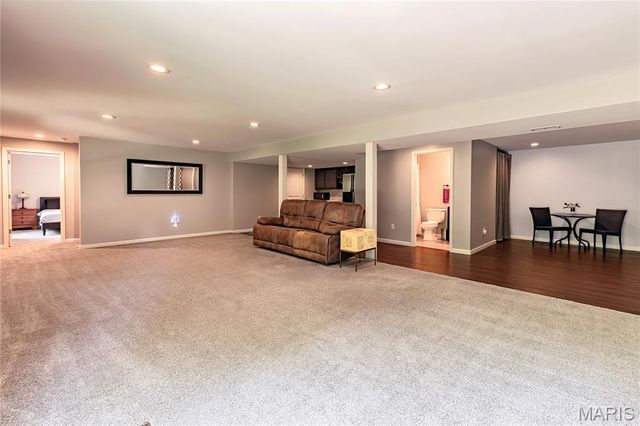 6811 Silverstone Court, Byrnes Mill, MO 63051