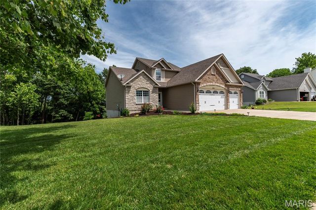 6811 Silverstone Court, Byrnes Mill, MO 63051