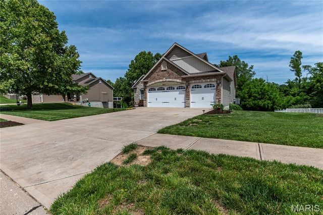 6811 Silverstone Court, Byrnes Mill, MO 63051