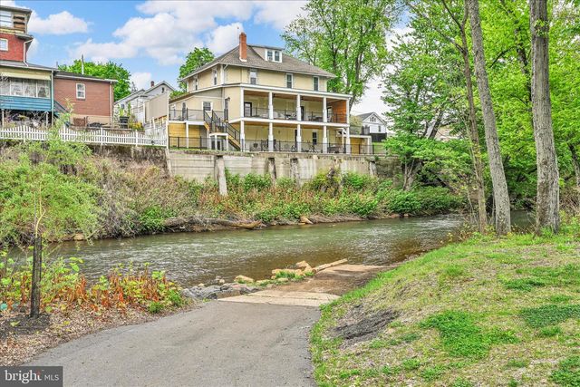 197 DOCK ST, Schuylkill Haven, PA 17972