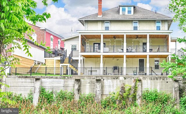 197 DOCK ST, Schuylkill Haven, PA 17972